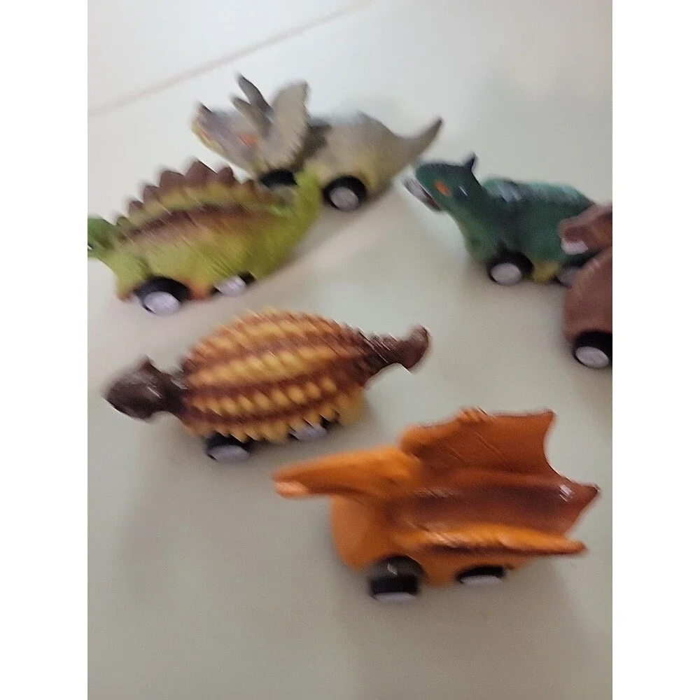 Dinobros Dinosaur Go-Kart Pull Back Plastic Toy Cars Lot  Triceratops etc..‎ 8pc